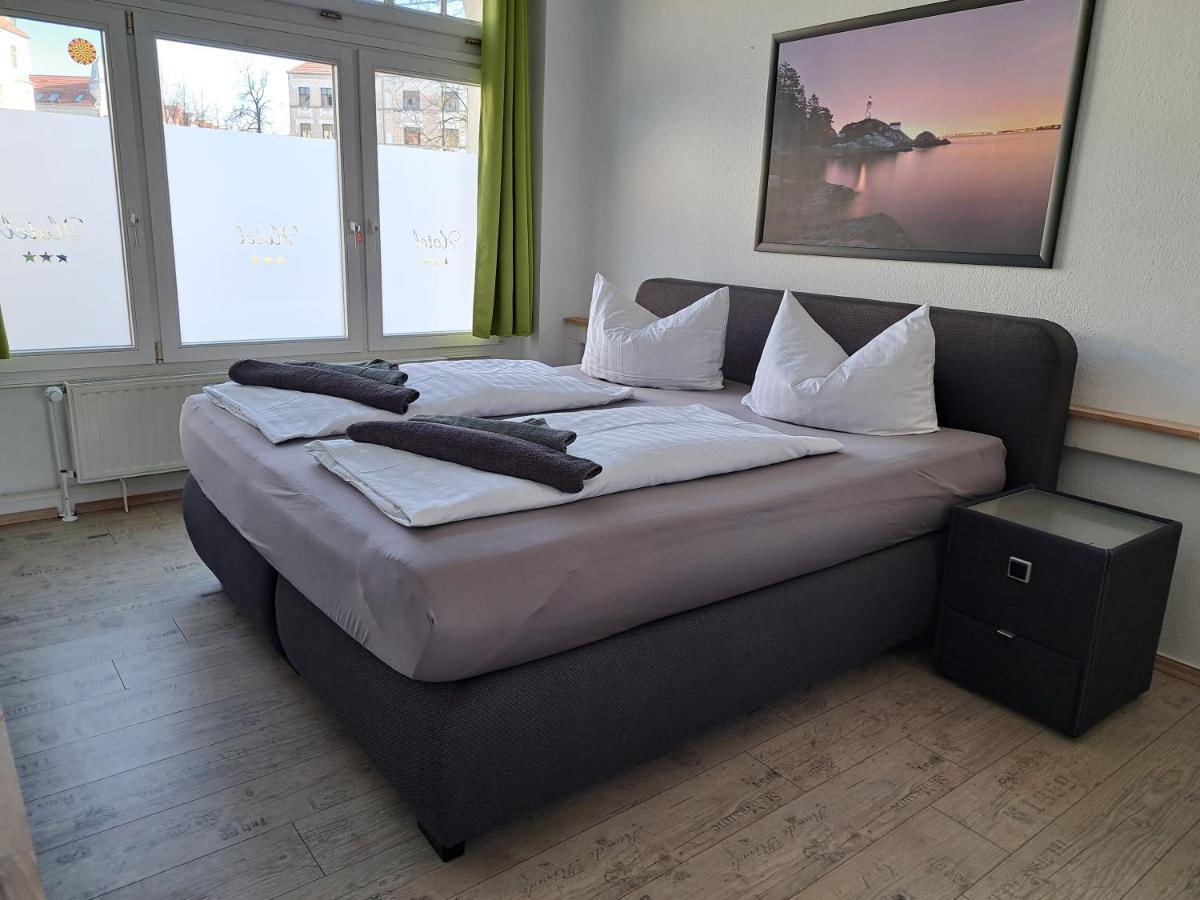 Apartment-Hotel Schillerplatz Wittenberge Extérieur photo
