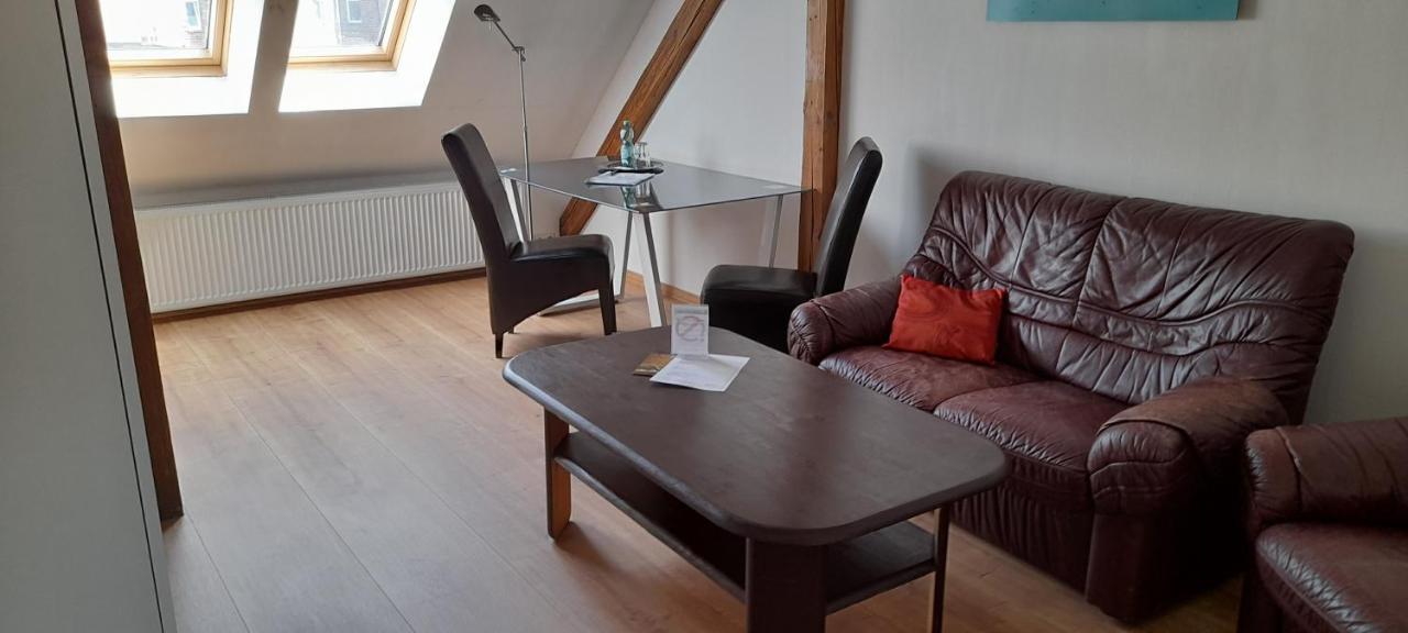 Apartment-Hotel Schillerplatz Wittenberge Extérieur photo