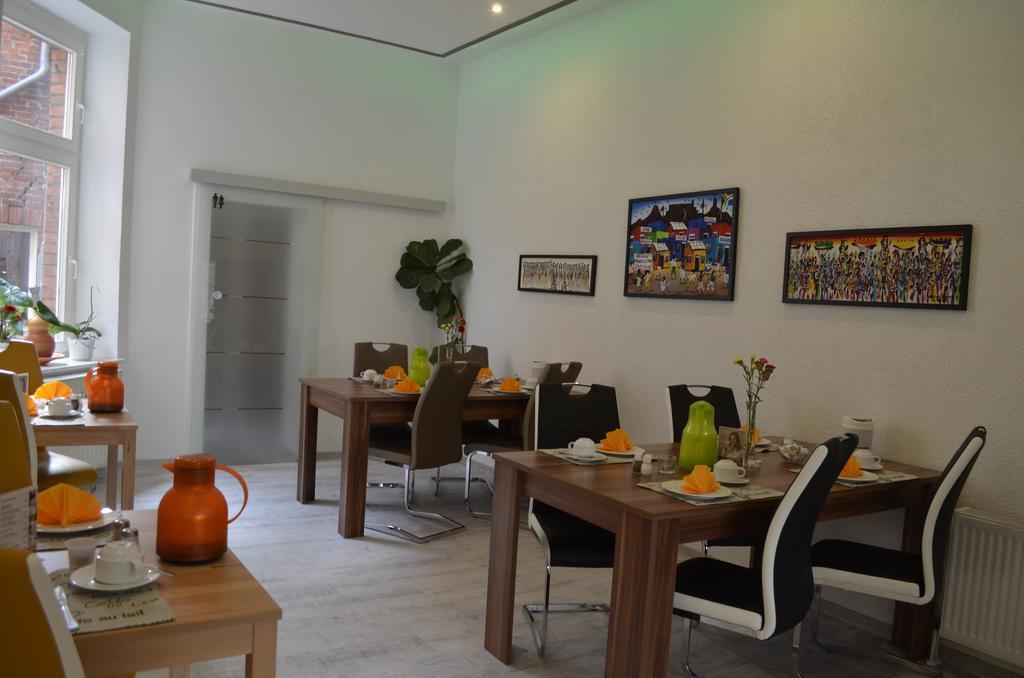 Apartment-Hotel Schillerplatz Wittenberge Extérieur photo